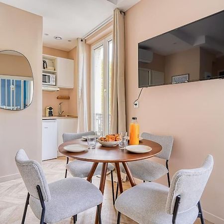 Appartement Colore Wagram - II Париж Екстериор снимка