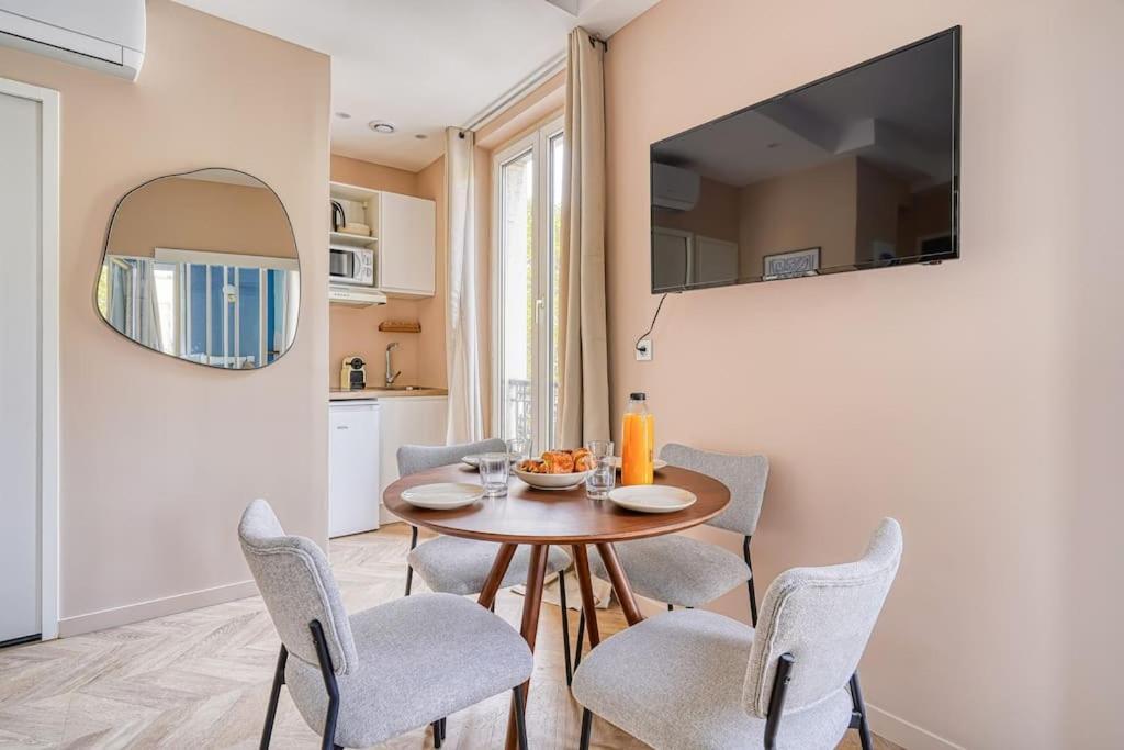 Appartement Colore Wagram - II Париж Екстериор снимка
